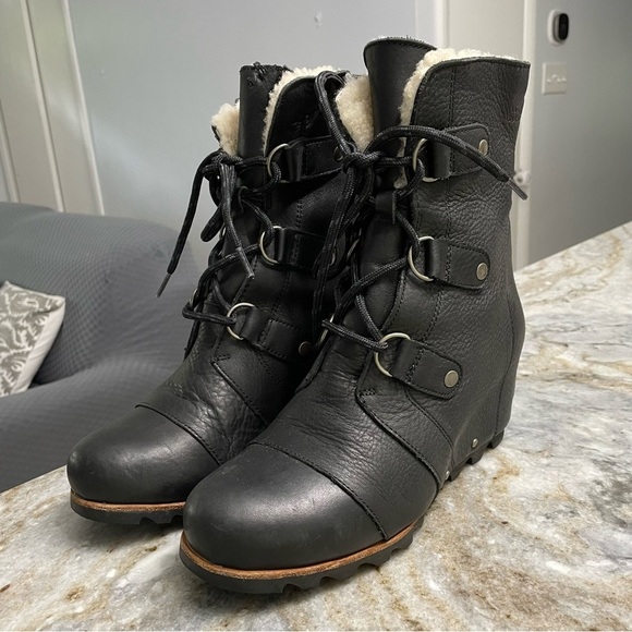 SOREL Joan Of Arctic Leather Wedge Mid Ankle Boots Black NL2173-001 Gorp - Picture 14 of 14